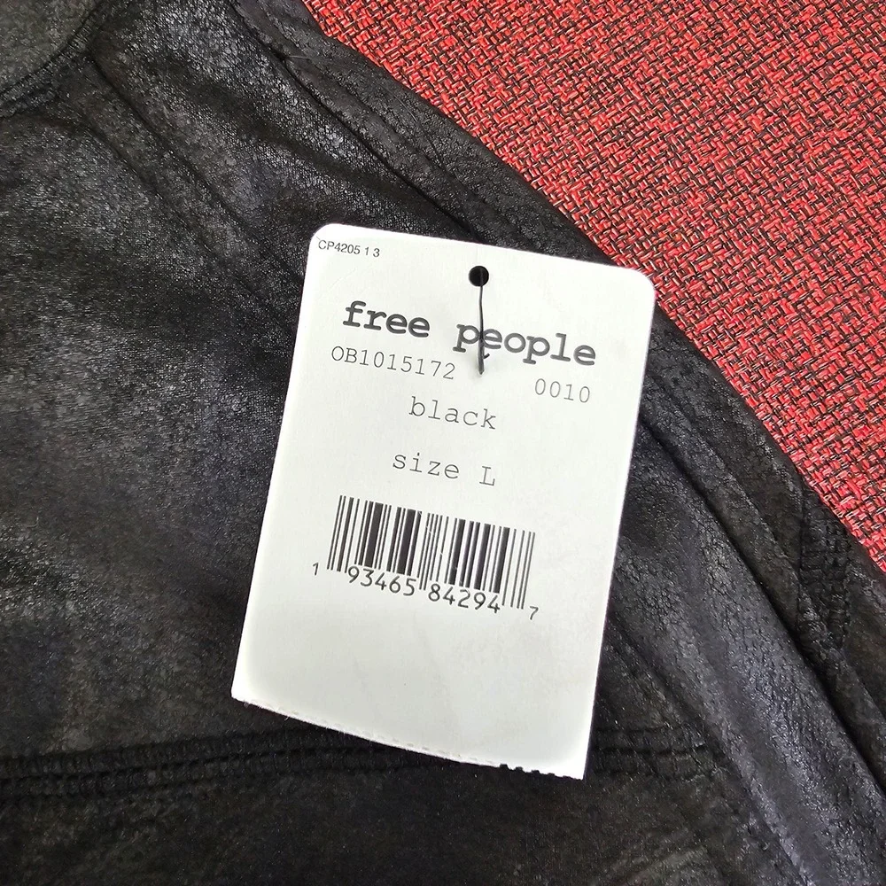 Free People Rio Vegan Faux Leather Crackle Pants Legging L Black Moto Baddie NWT